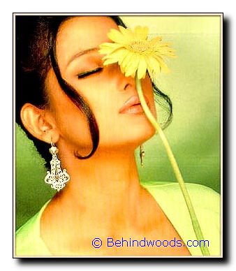 http://behindwoods.com/Gallery/Actress/Manisha/Manisha11.jpg