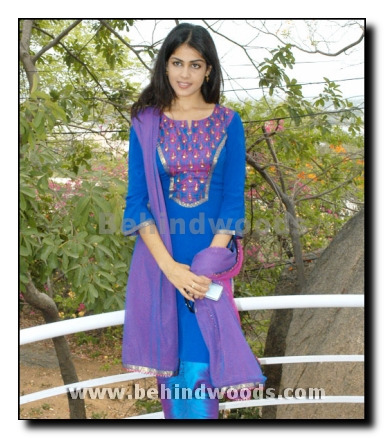 Actress Genelia Gallery