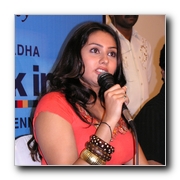 Namitha meets the Press!!