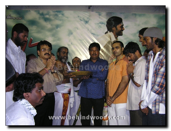 Parattai alias Azhagu Sundaram - Movie launch 