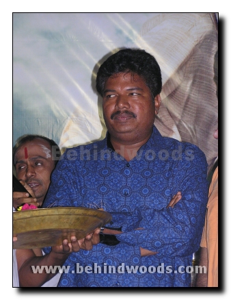 Parattai alias Azhagu Sundaram - Movie launch 