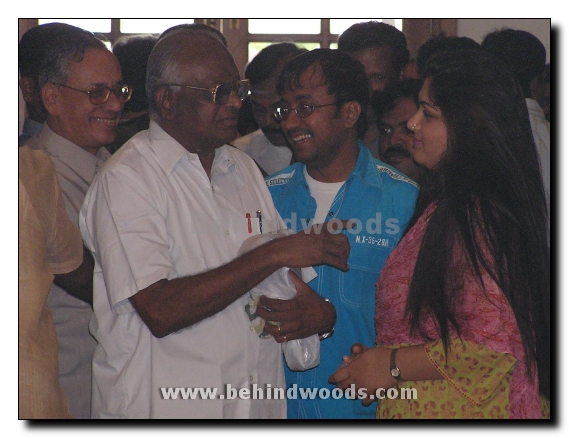 Rajini, Kamal welcome Shakthi, the new star!!