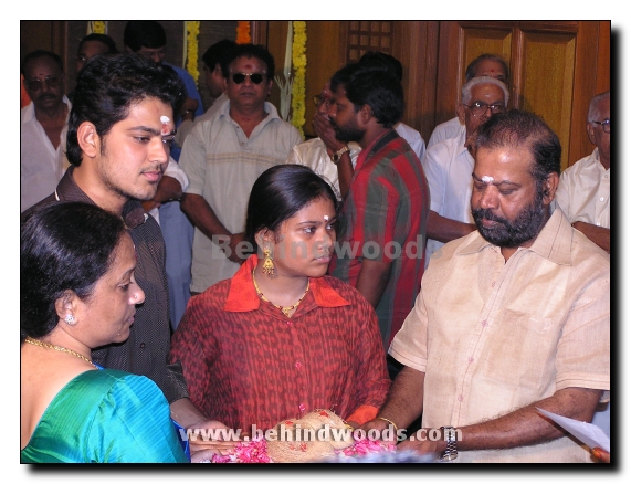 Rajini, Kamal welcome Shakthi, the new star!!