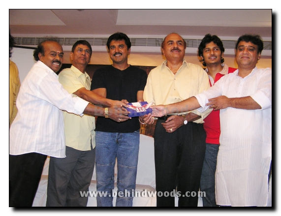 'E' audio launch - gallery