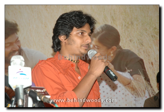tamil movie paruthiveeran full movie online