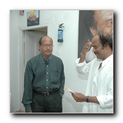 Superstar releases Uyarndha Manidhan Gallery