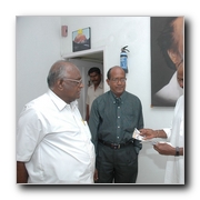 Superstar releases Uyarndha Manidhan Gallery