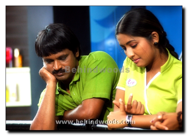 Maaya Kannadi Movie Gallery