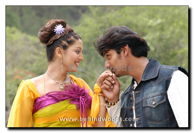 Aran Movie Gallery