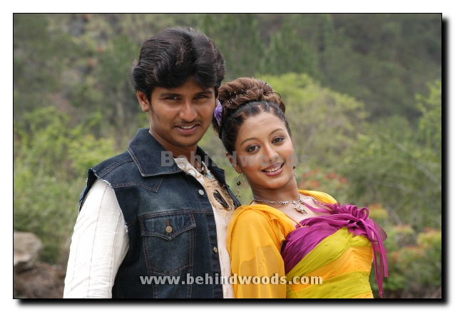 Aran Movie Gallery