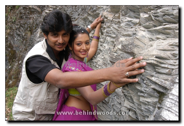 Aran Movie Gallery