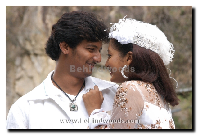 Aran Movie Gallery