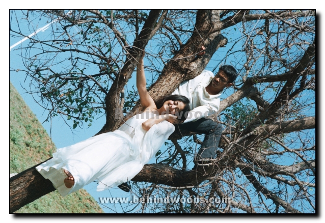 Idhu Kadhal Varum Paruvam Gallery