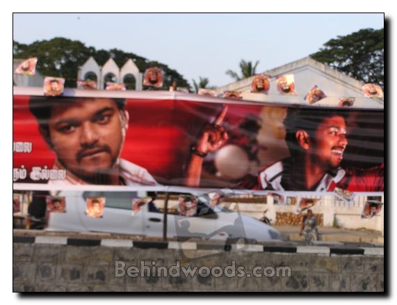 Movie halls celebrate 'Pokkiri'