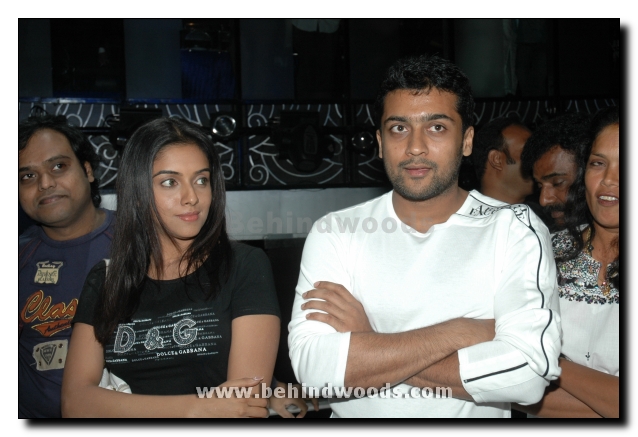 Vaaranam Aayiram Movie Launch Gallery