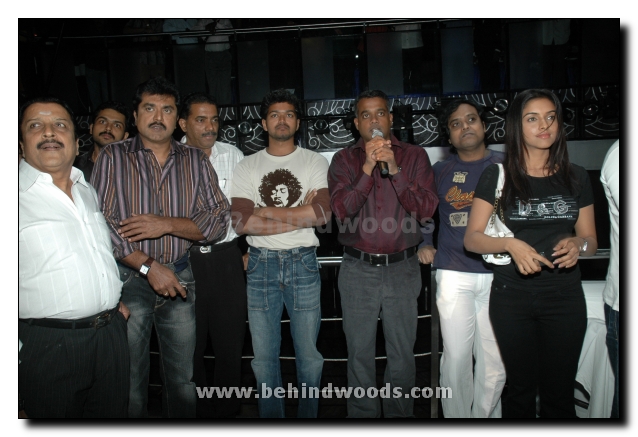 Vaaranam Aayiram Movie Launch Gallery