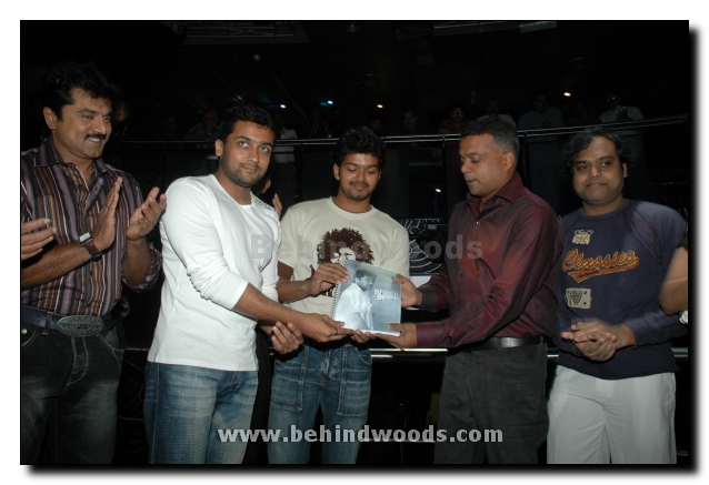 Vaaranam Aayiram Movie Launch Gallery