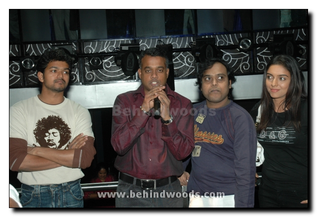 Vaaranam Aayiram Movie Launch Gallery