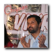 Cheeyan Vikram at a function to inaugurate autographed pictures in cell phone - Gallery