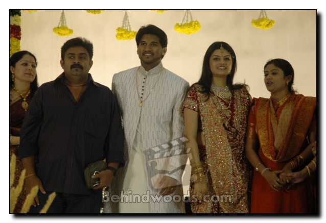 Vijay Yesudas Wedding Reception - Gallery