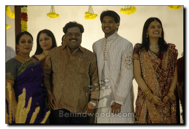 Vijay Yesudas Wedding Reception - Gallery