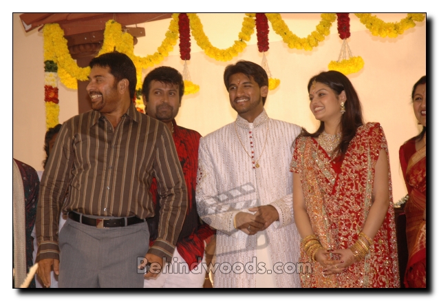 Vijay Yesudas Wedding Reception - Gallery