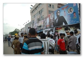 Billa - Fans frenzy Gallery