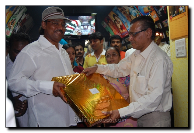 Moserbear CD showroom opened by Bhagyaraj - Gallery