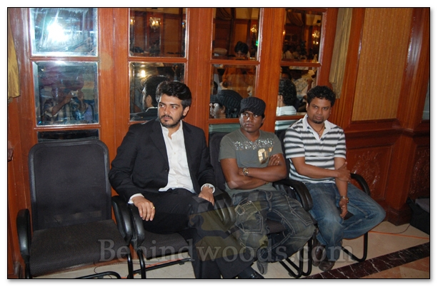 Billa's rendez-vous with the press