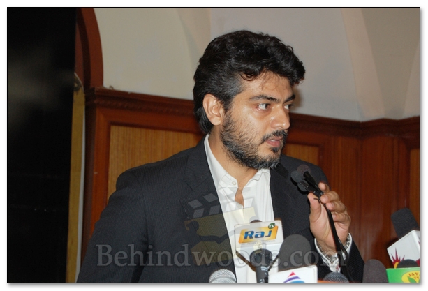 Billa's rendez-vous with the press