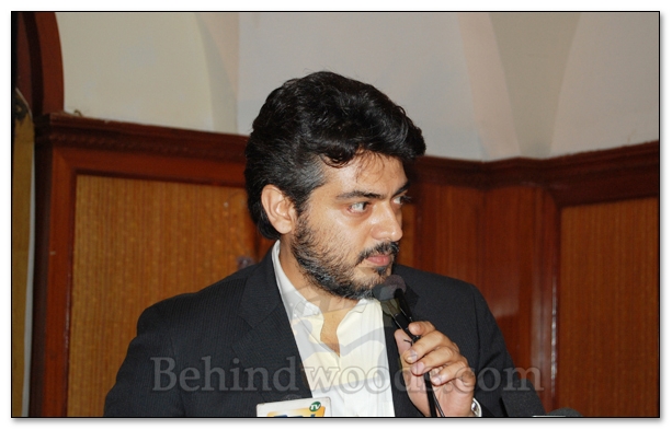 Billa's rendez-vous with the press