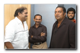 Prakash Raj ties up with Moser Baer  launches 3 movies