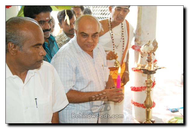 Kadhir movie pooja images