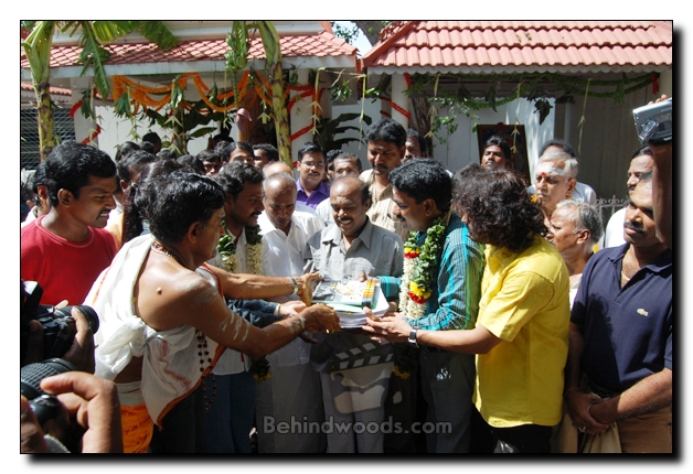 Kadhir movie pooja images