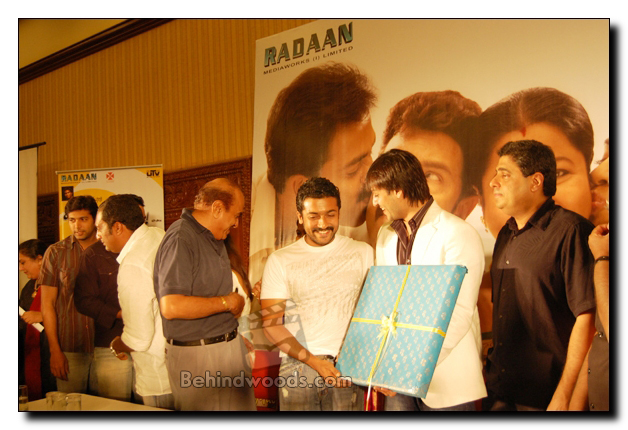 Kannamoochi Enadaa Audio Launch