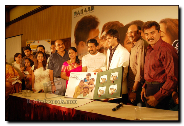 Kannamoochi Enadaa Audio Launch