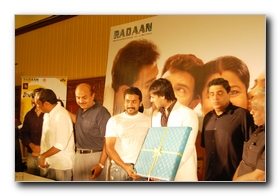 Kannamoochi Enadaa Audio Launch