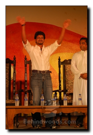 Vijay in Loyola Ovation '07