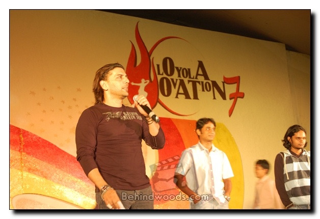 Vijay in Loyola Ovation '07