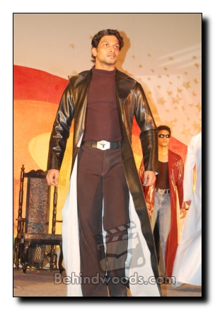 Vijay in Loyola Ovation '07