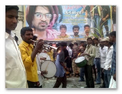 Kaalai - Fans frenzy - Gallery