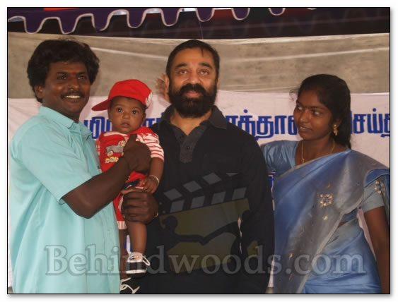 Kamal's pays homage to fans - Images