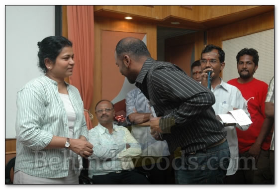 Kanimozhi releases documentry - images