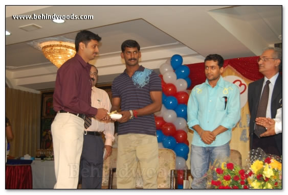 Surya - Vishal join hands for a noble cause: Images