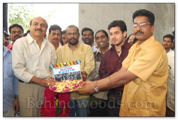 Vedigundu Murugesan Movie Launch Gallery