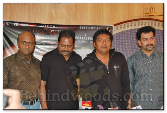 Vellithirai Press Meet Gallery