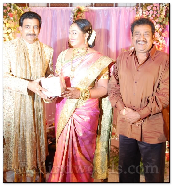 Actress Vindiya Wedding Reception - Gallery