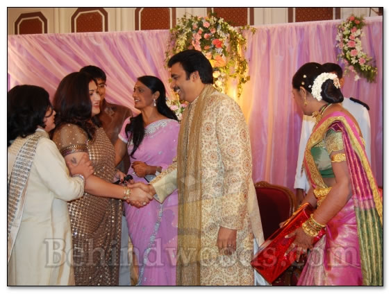 Actress Vindiya Wedding Reception - Gallery