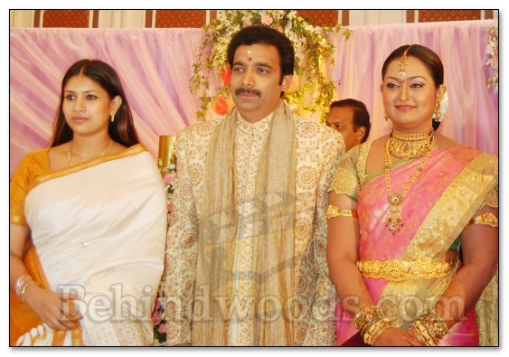 Actress Vindiya Wedding Reception - Gallery