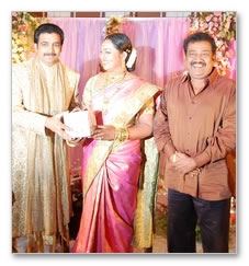 Actress Vindiya Wedding Reception - Gallery